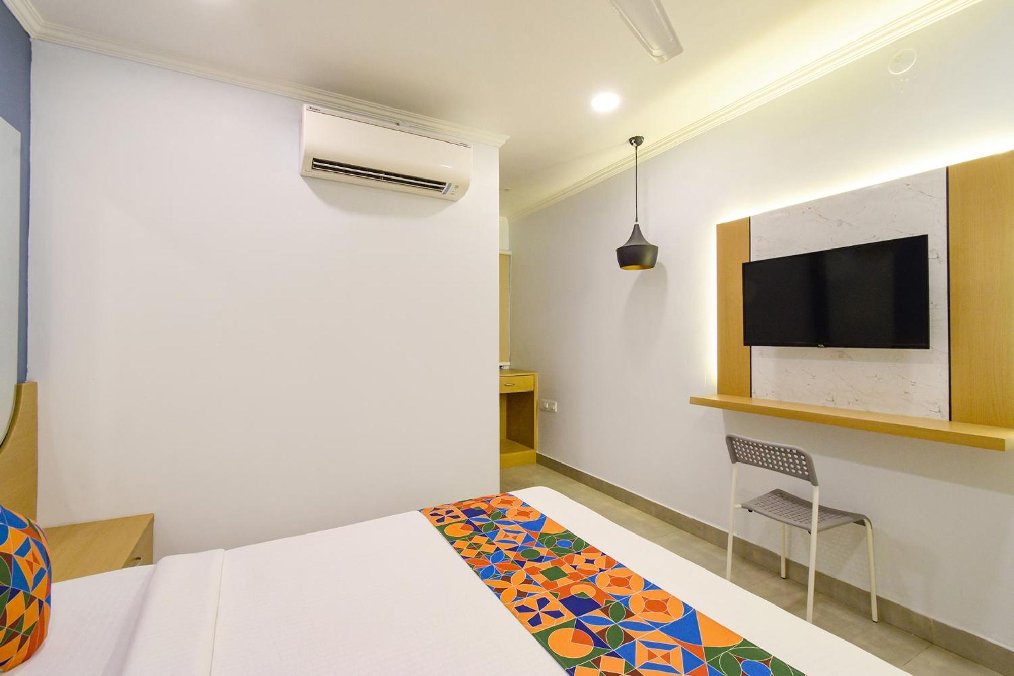 Fabhotel The Cinco Primera - Nr Kbr Park, Banjara Hills Hyderabad Exterior foto